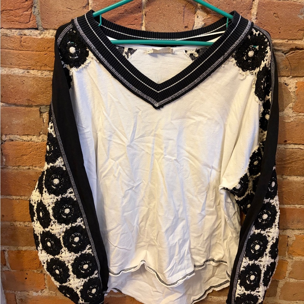 We The Free Oceanside Long-Sleeve Tee Size Small